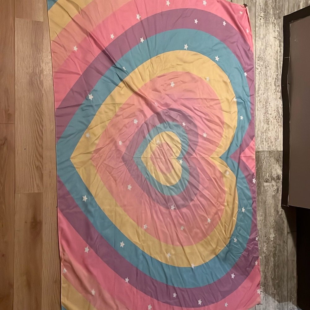 Heart- shaped Tapestry